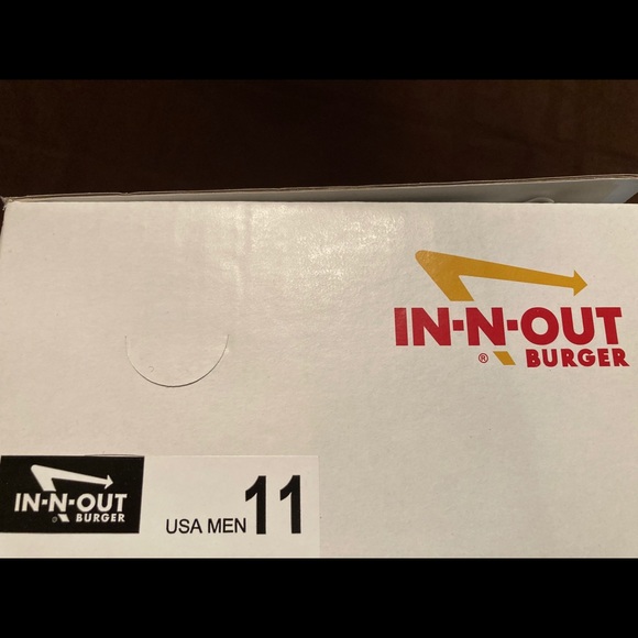 NEW MENS IN-N-OUT IN N OUT  BURGER SNEAKERS TENNIS SHOES SZ 11 COLLECTIBLE GIFT - Picture 11 of 12